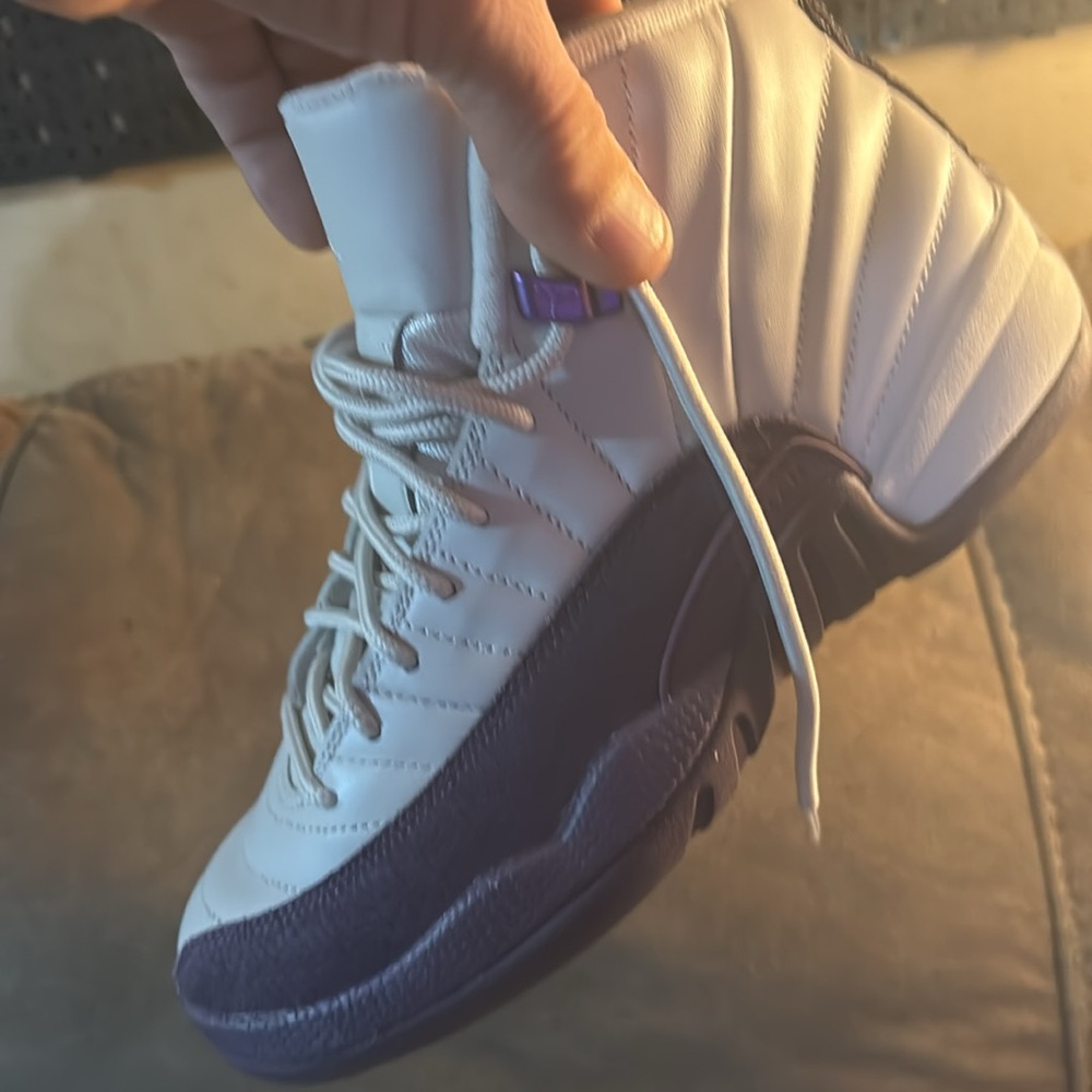 Jordan 12 - Picture 7 of 7